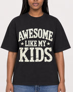 Mockup Boxy Heavyweight Tee Black female close-up 04