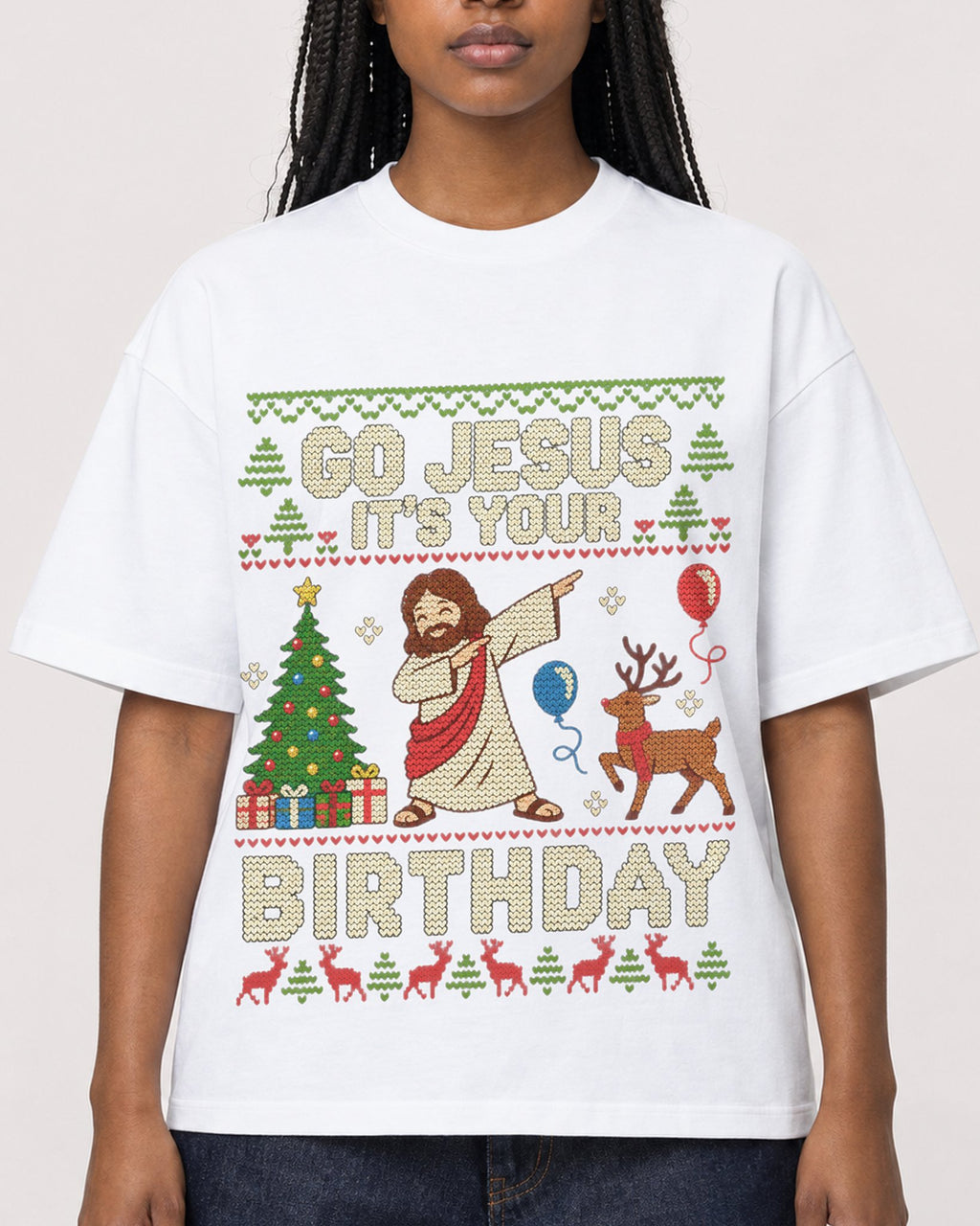 Mockup Boxy Heavyweight Tee White female close-up 04