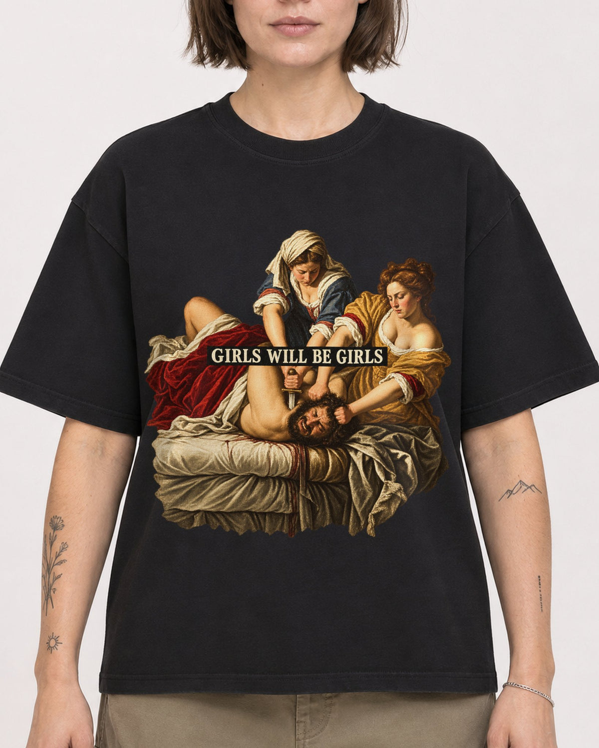 Mockup Boxy Heavyweight Tee Black female close-up 18