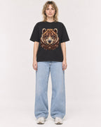 Mockup Boxy Heavyweight Tee Black female full-body 19