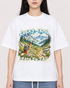 Mockup Boxy Heavyweight Tee White female close-up 01