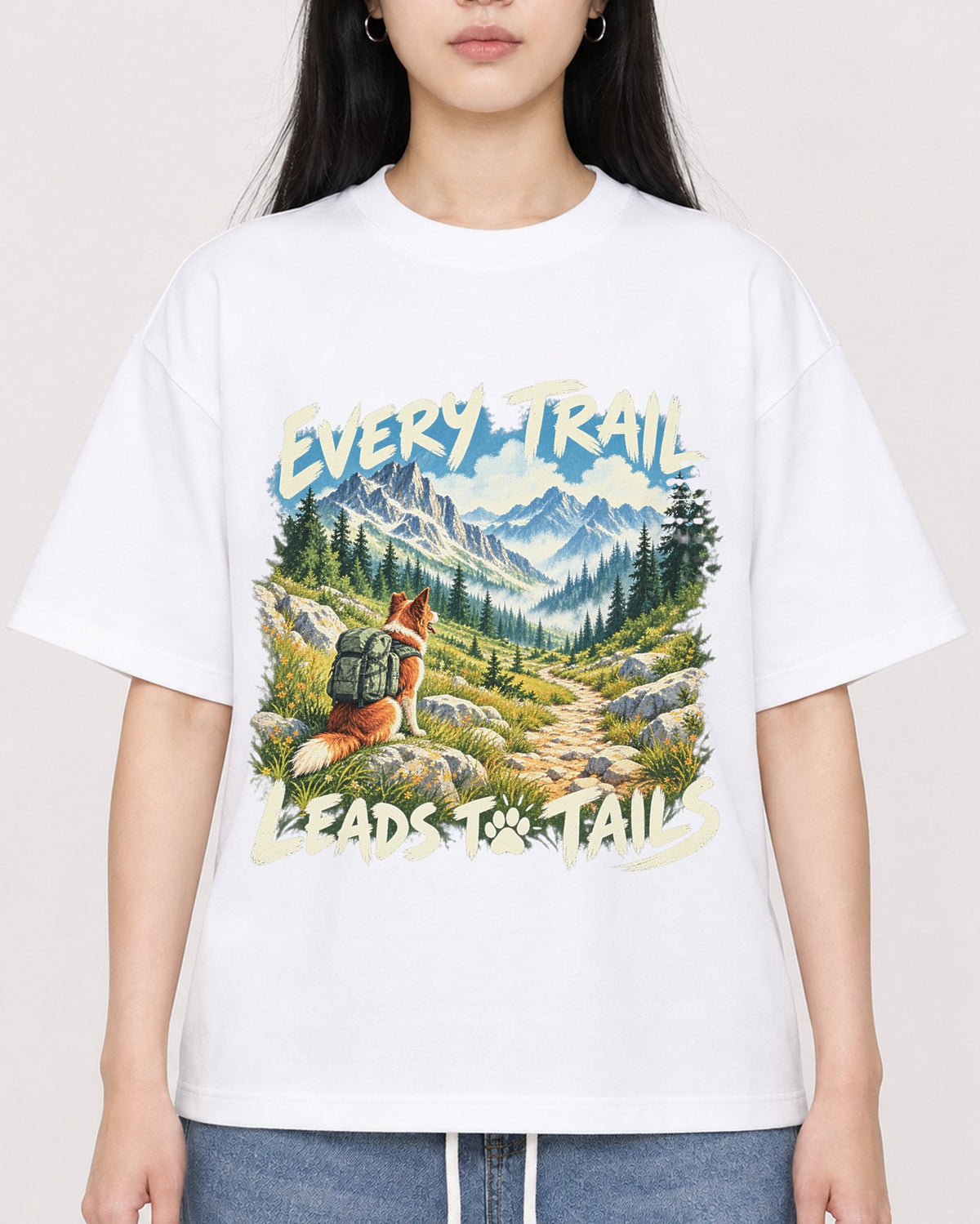 Mockup Boxy Heavyweight Tee White female close-up 01