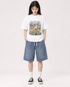 Mockup Boxy Heavyweight Tee White female full-body 01