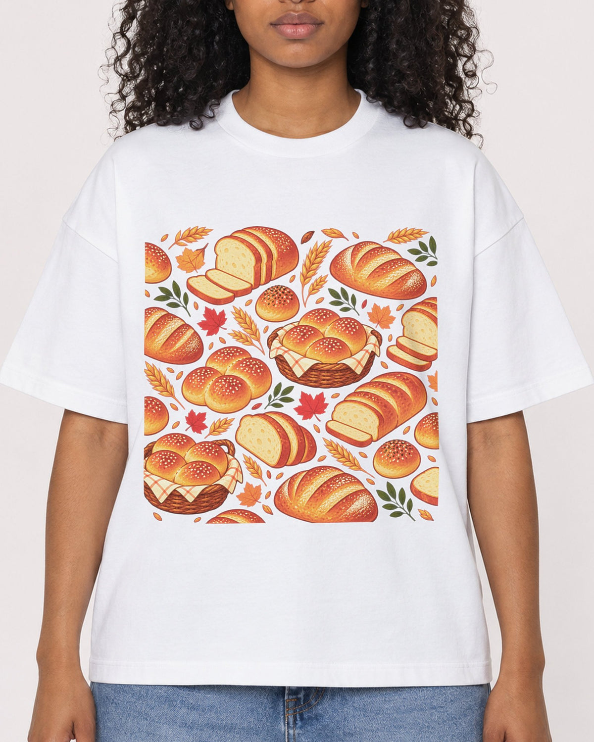 Mockup Boxy Heavyweight Tee White female close-up 05