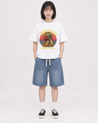 Mockup Boxy Heavyweight Tee White female full-body 11