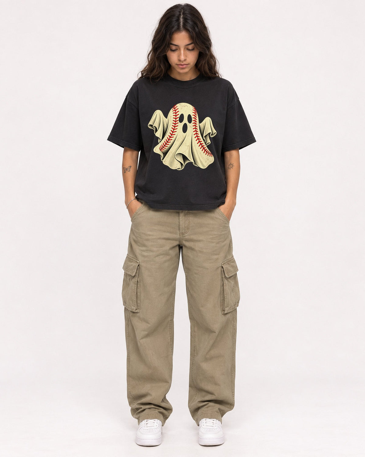 Mockup Boxy Heavyweight Tee Black female full-body 06