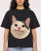 Mockup Boxy Heavyweight Tee Black female close-up 07