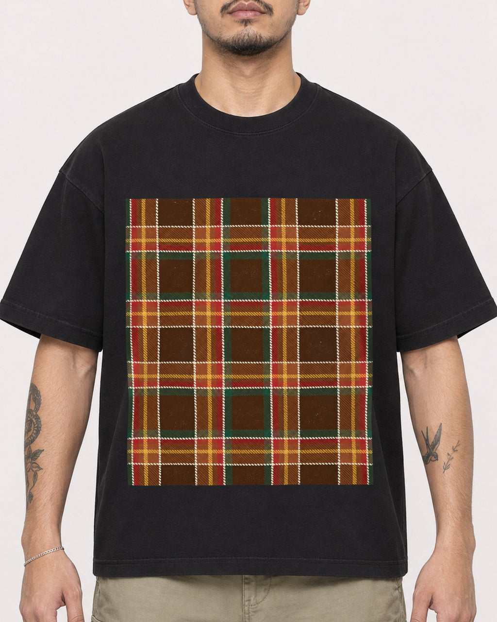 Mockup Boxy Heavyweight Tee Black male close-up 12