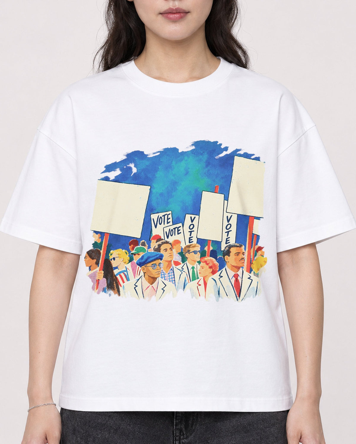 Mockup Boxy Heavyweight Tee White female close-up 03