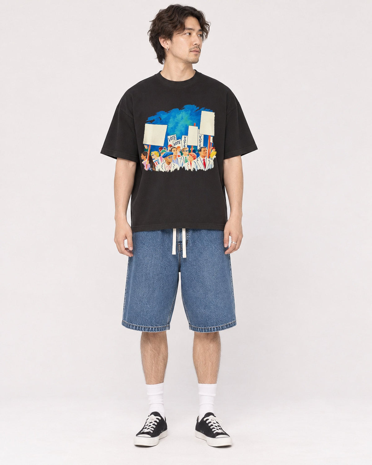Mockup Boxy Heavyweight Tee Black male full-body 03