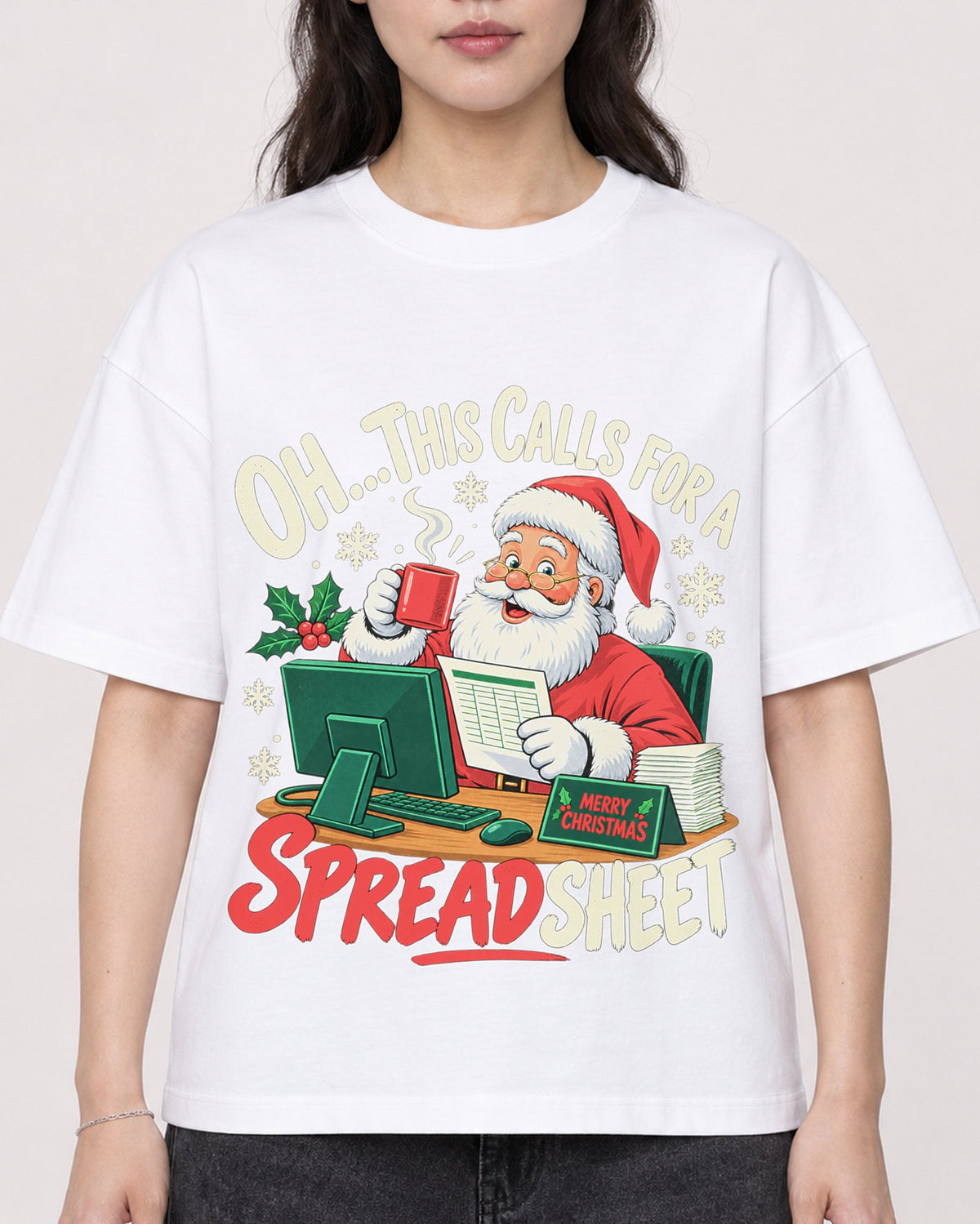 Mockup Boxy Heavyweight Tee White female close-up 03