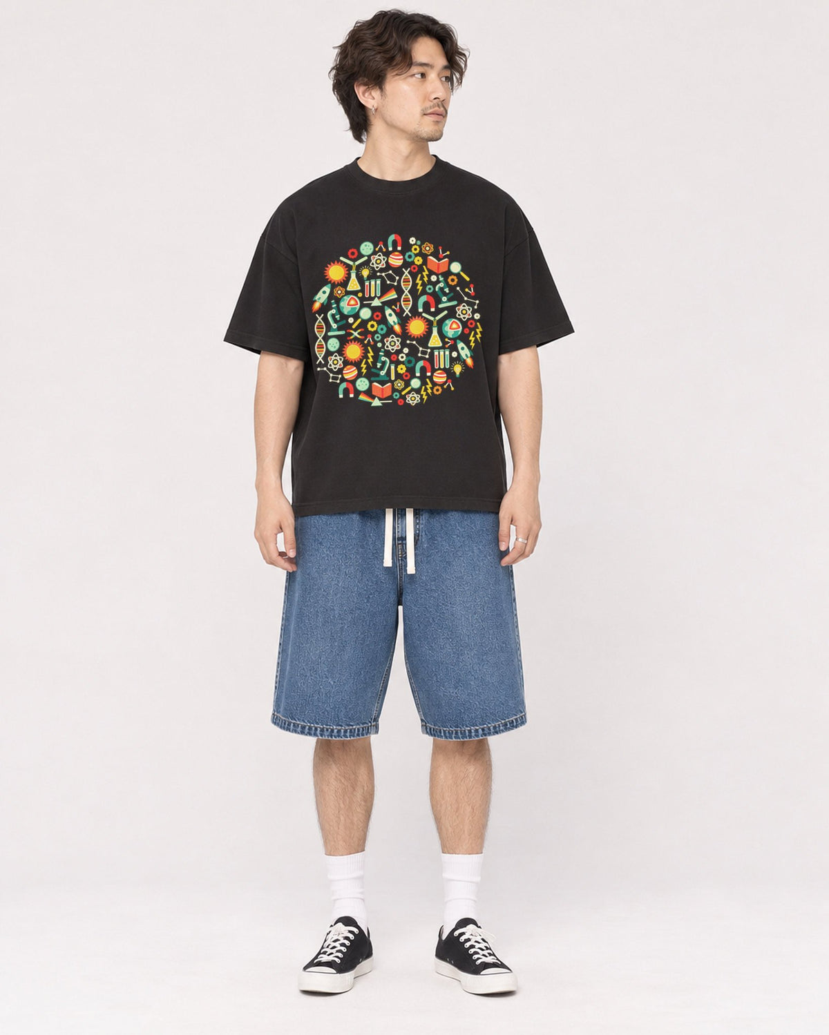 Mockup Boxy Heavyweight Tee Black male full-body 03