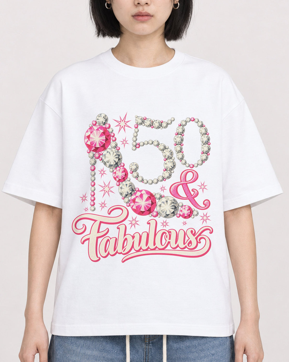 Mockup Boxy Heavyweight Tee White female close-up 11