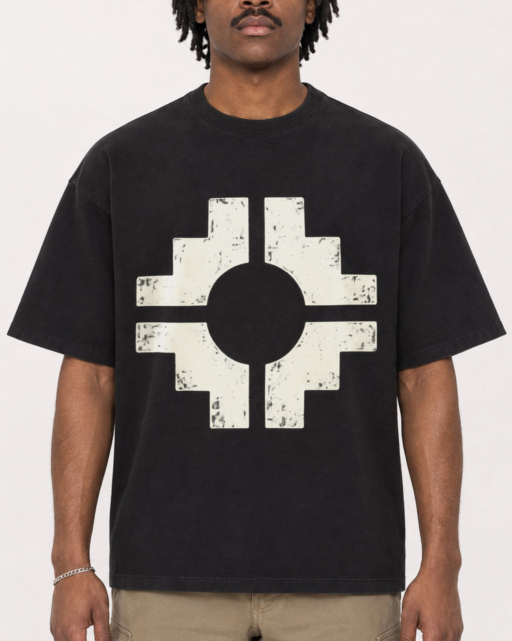 Mockup Boxy Heavyweight Tee Black male close-up 04