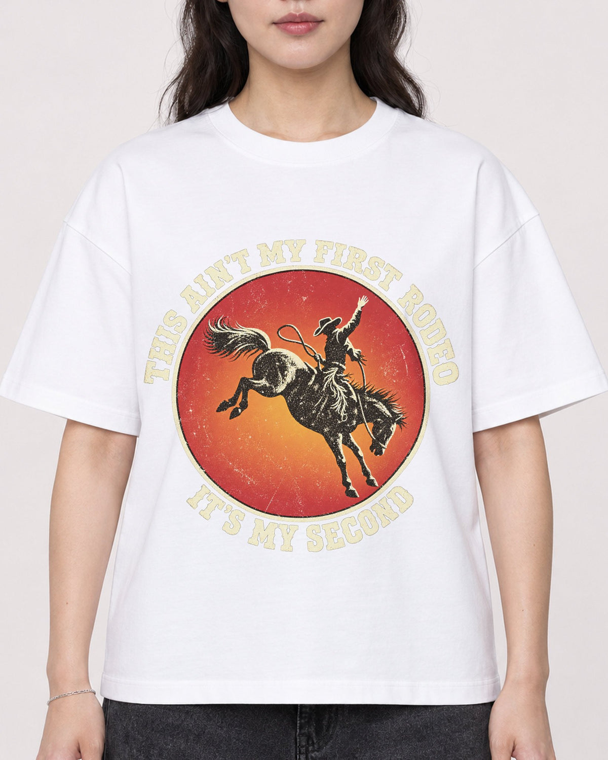 Mockup Boxy Heavyweight Tee White female close-up 03