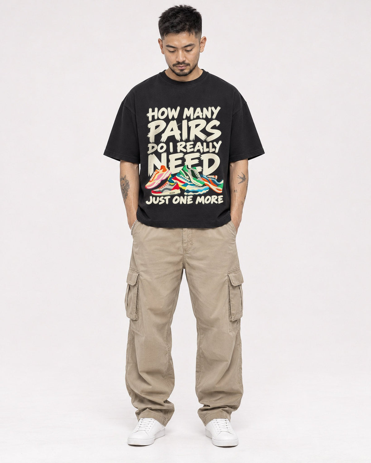 Mockup Boxy Heavyweight Tee Black male full-body 12