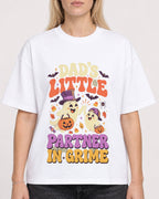 Mockup Boxy Heavyweight Tee White female close-up 08