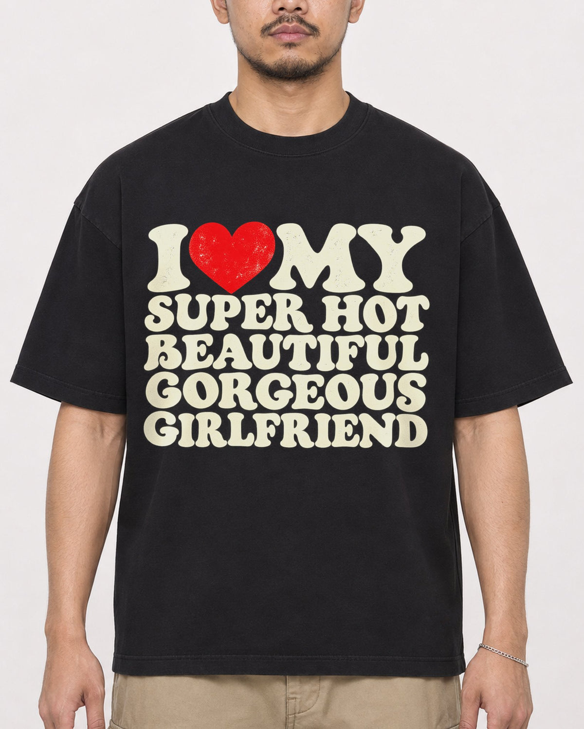 Mockup Boxy Heavyweight Tee Black male close-up 32