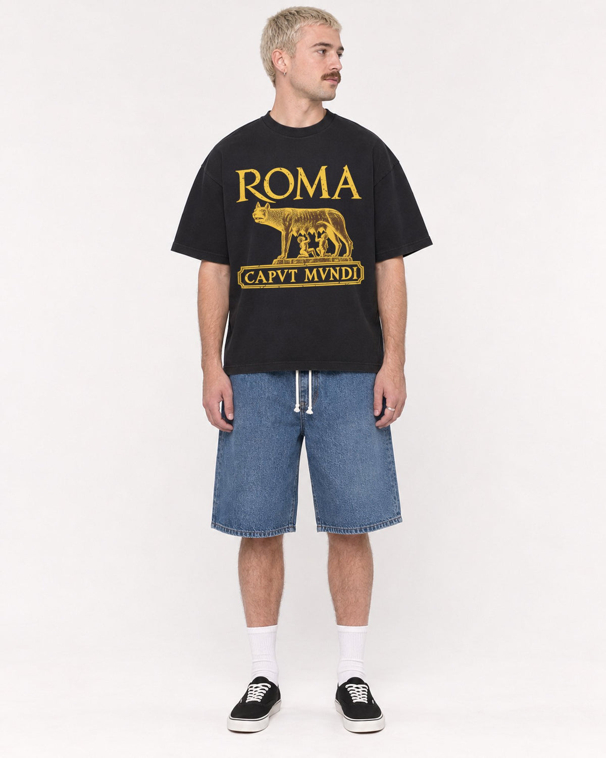 Mockup Boxy Heavyweight Tee Black male full-body 39