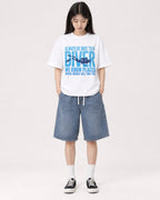 Mockup Boxy Heavyweight Tee White female full-body 01