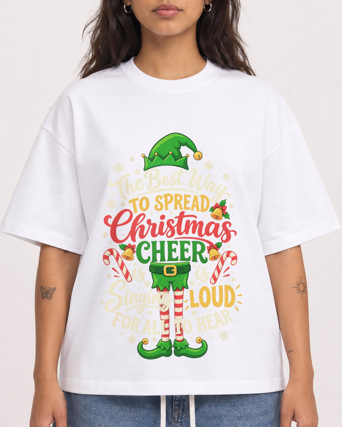 Mockup Boxy Heavyweight Tee White female close-up 06