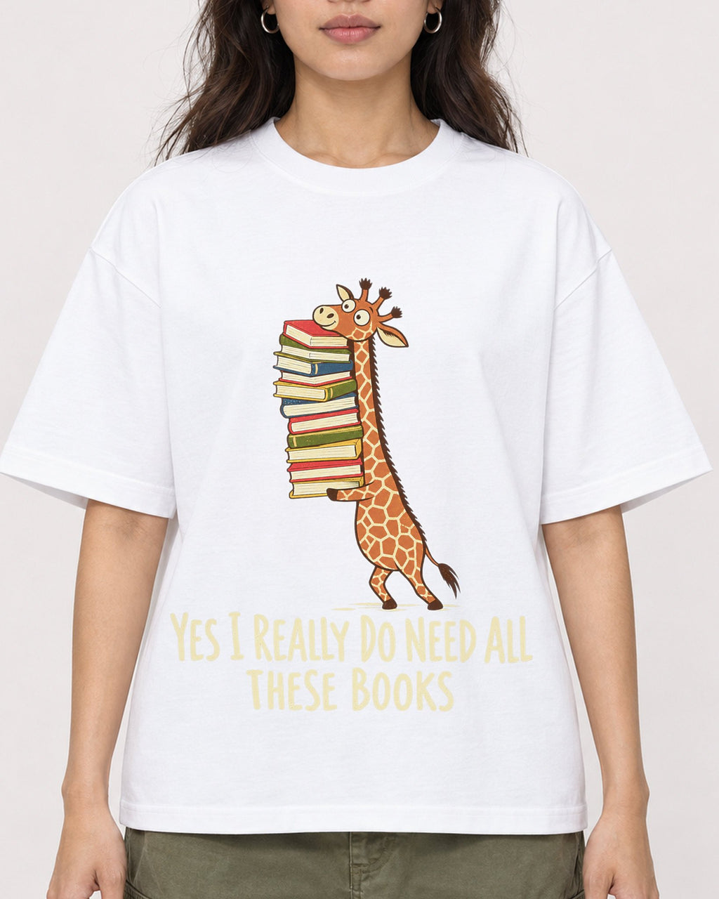 Mockup Boxy Heavyweight Tee White female close-up 02