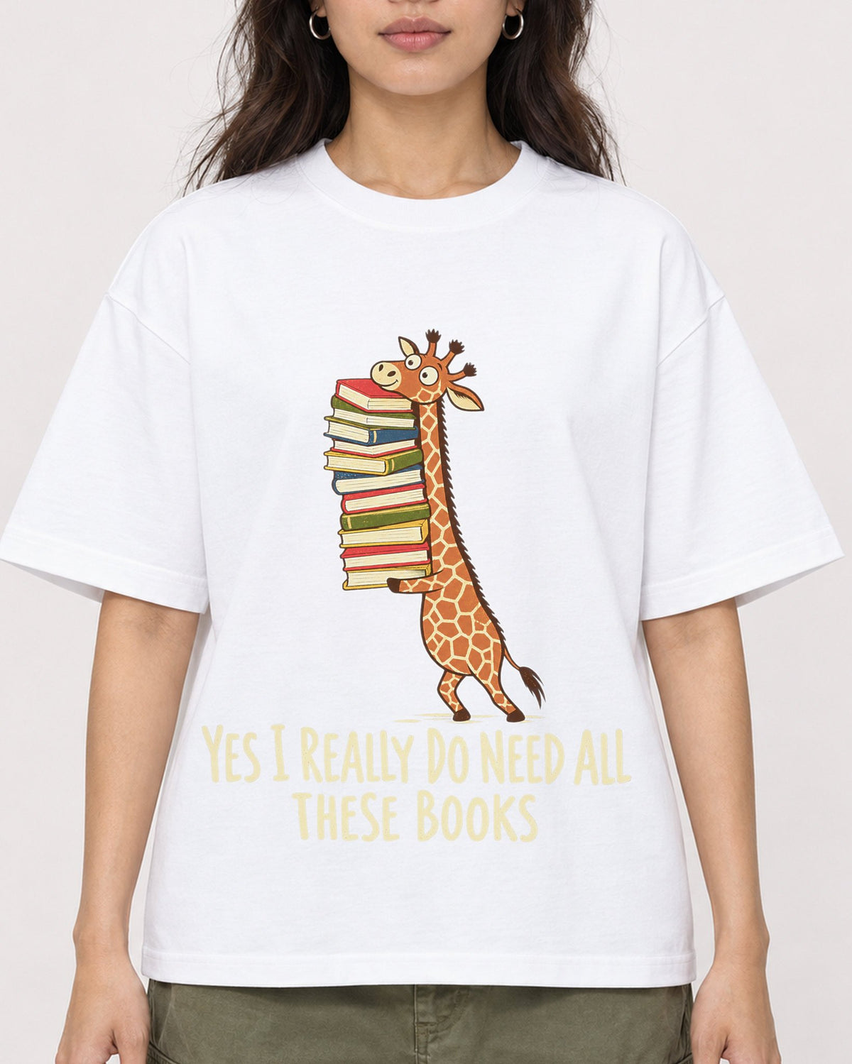 Mockup Boxy Heavyweight Tee White female close-up 02