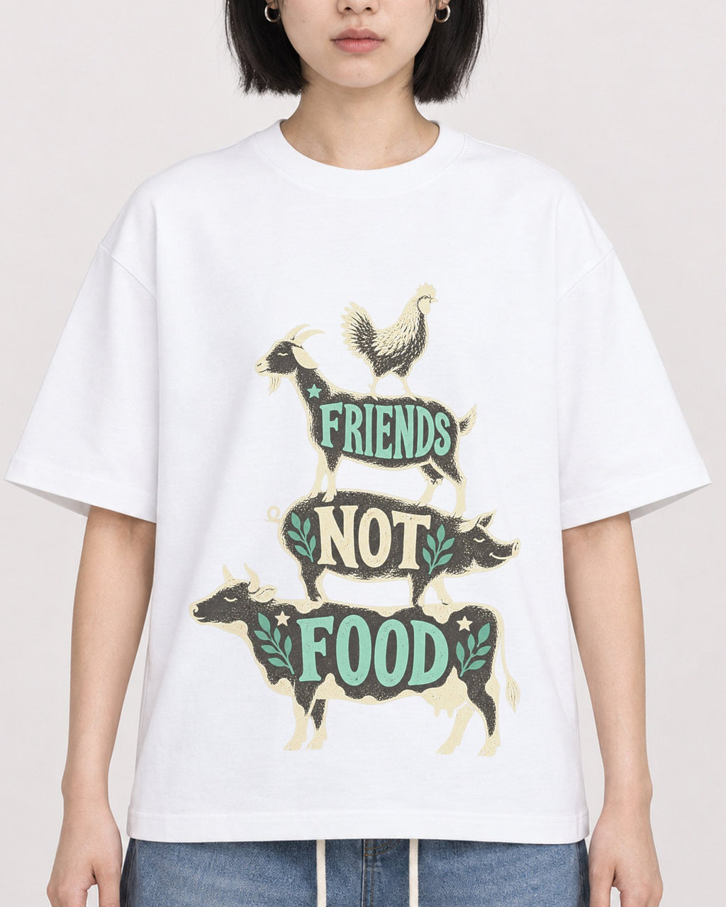 Mockup Boxy Heavyweight Tee White female close-up 11