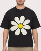 Mockup Boxy Heavyweight Tee Black male close-up 08