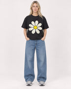 Mockup Boxy Heavyweight Tee Black female full-body 08