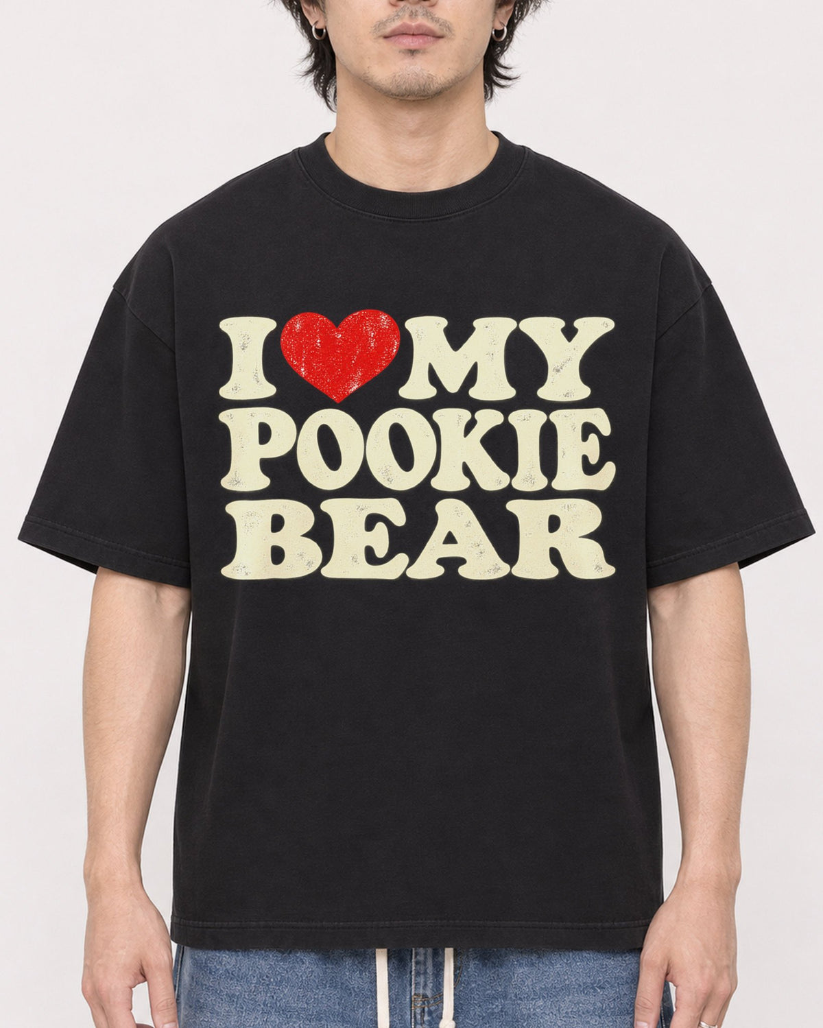Mockup Boxy Heavyweight Tee Black male close-up 03