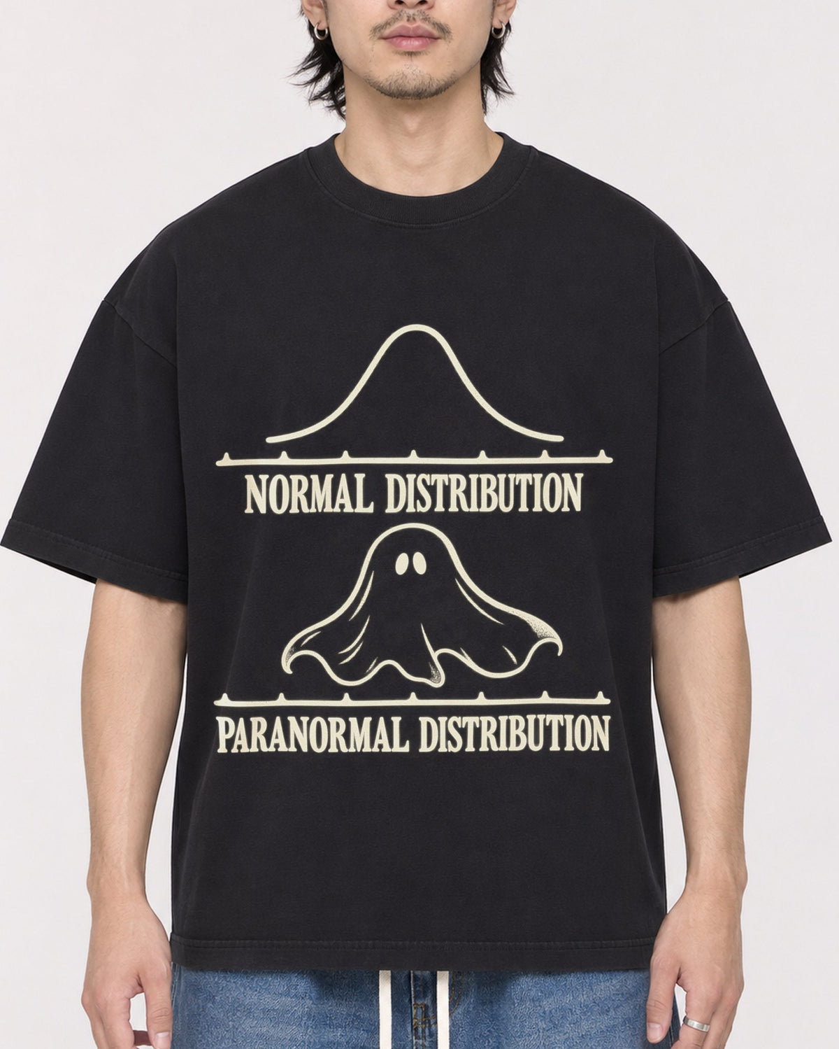 Mockup Boxy Heavyweight Tee Black male close-up 23