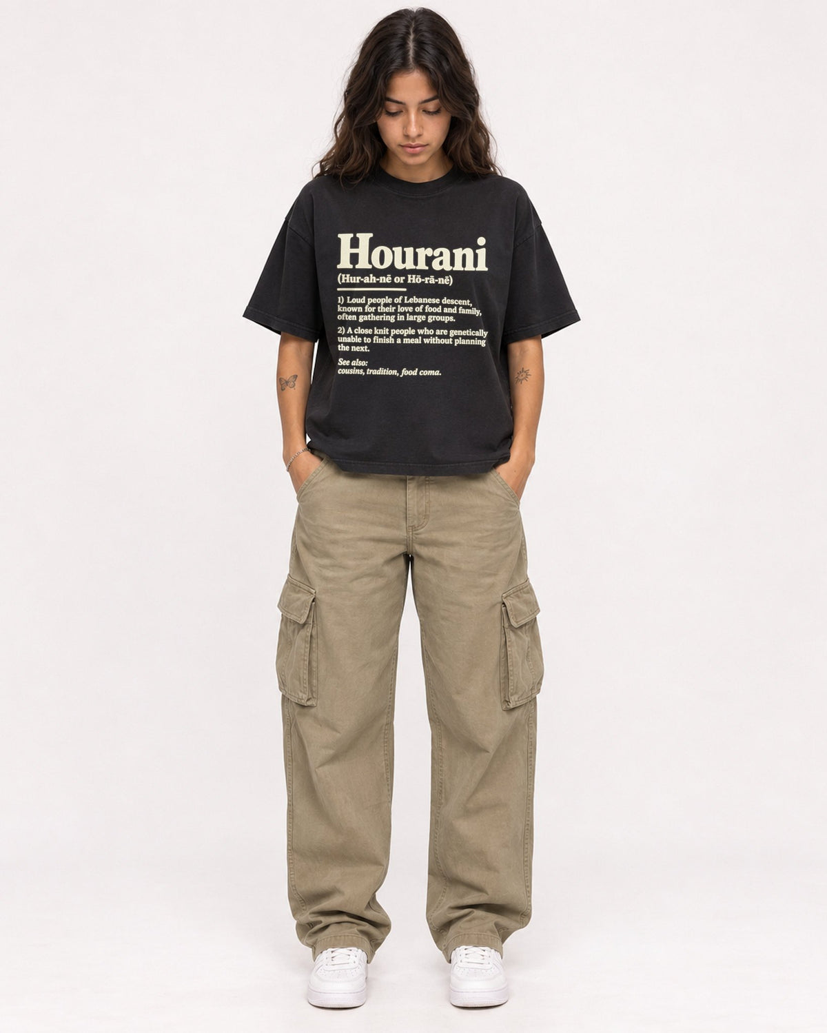 Mockup Boxy Heavyweight Tee Black female full-body 06