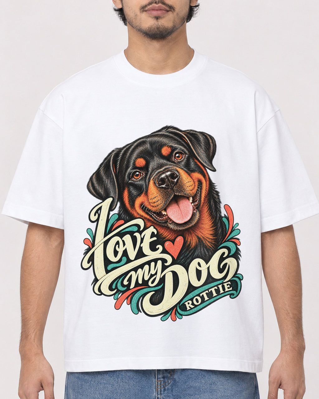 Mockup Boxy Heavyweight Tee White male close-up 02