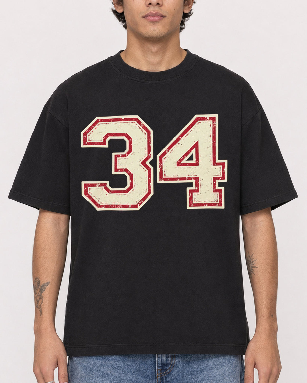 Mockup Boxy Heavyweight Tee Black male close-up 06