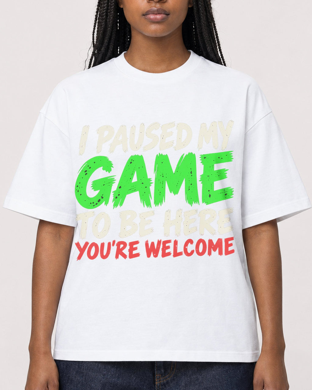 Mockup Boxy Heavyweight Tee White female close-up 04