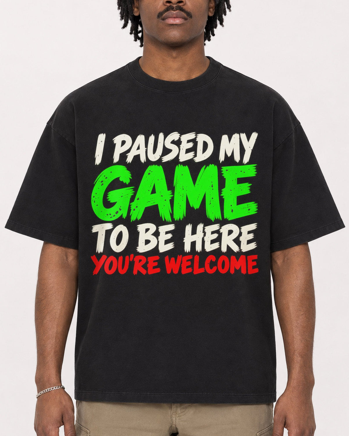 Mockup Boxy Heavyweight Tee Black male close-up 04