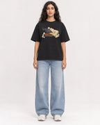Mockup Boxy Heavyweight Tee Black female full-body 07