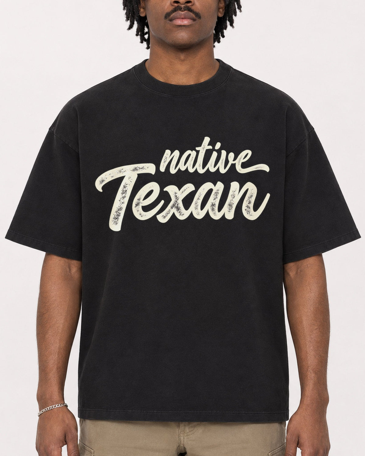 Mockup Boxy Heavyweight Tee Black male close-up 04