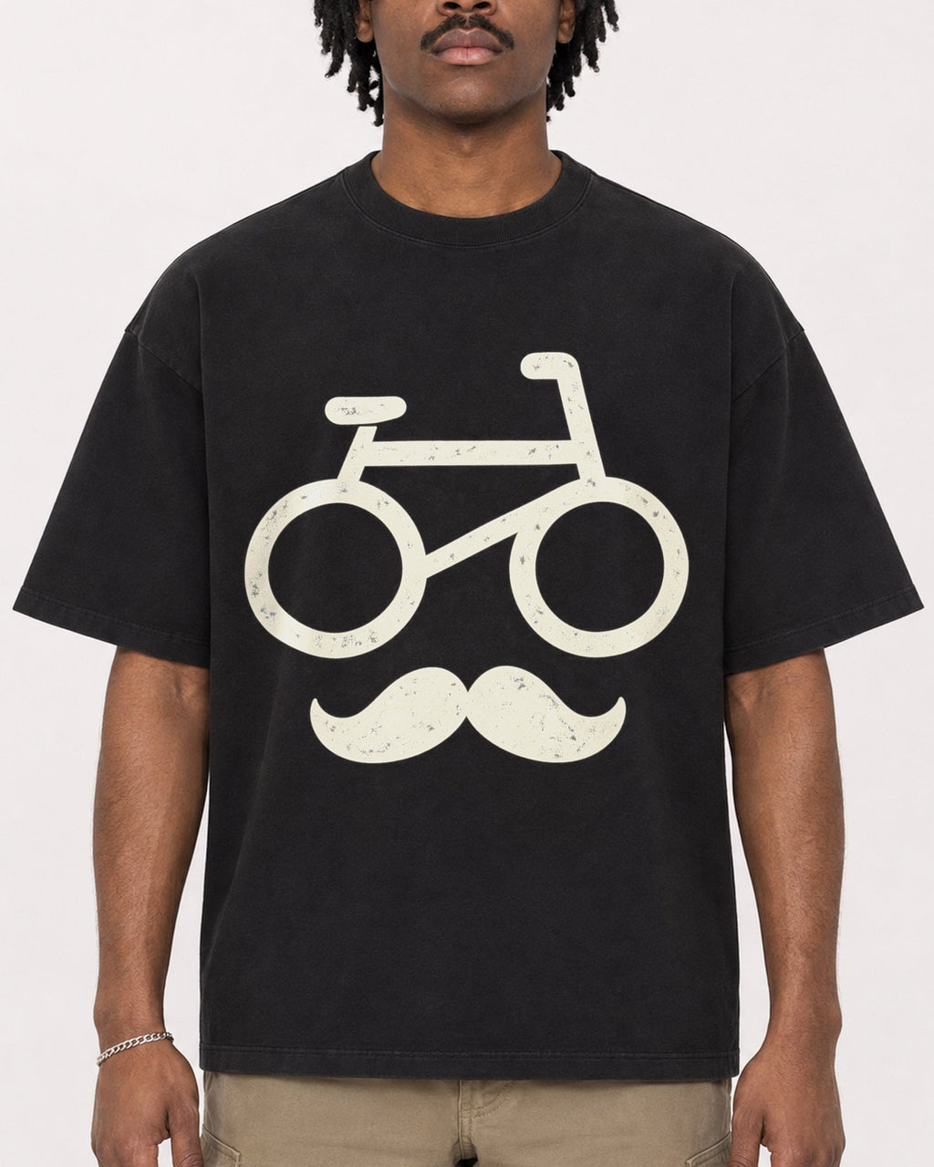 Mockup Boxy Heavyweight Tee Black male close-up 04
