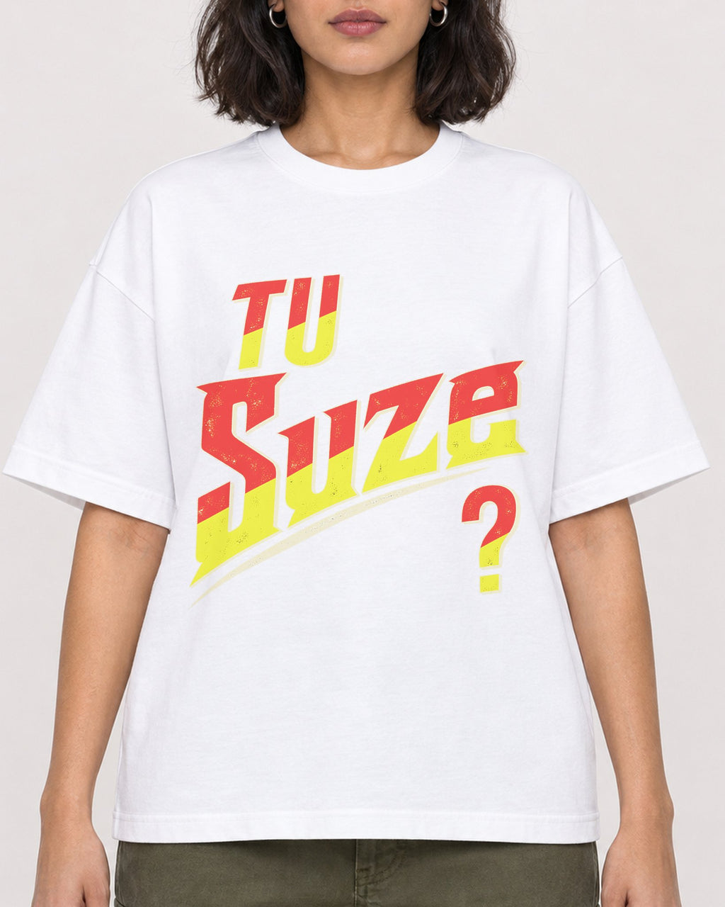Mockup Boxy Heavyweight Tee White female close-up 37