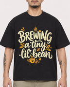 Mockup Boxy Heavyweight Tee Black male close-up 12