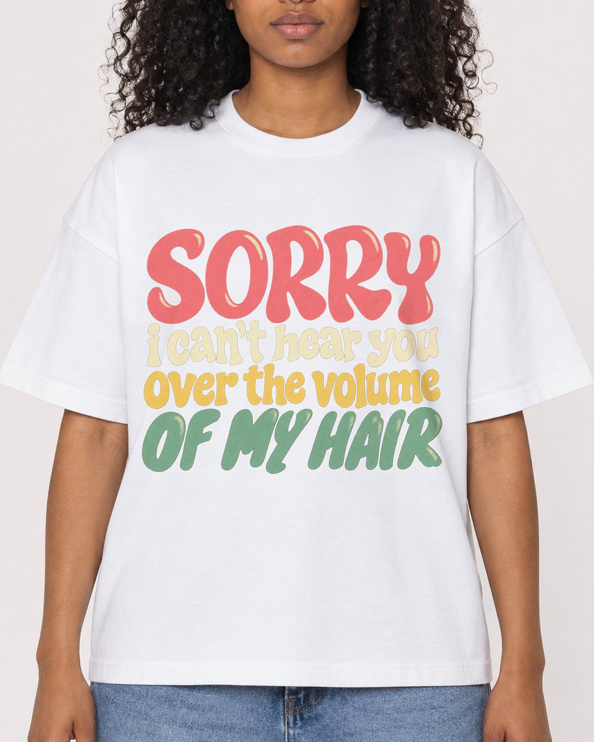 Mockup Boxy Heavyweight Tee White female close-up 05
