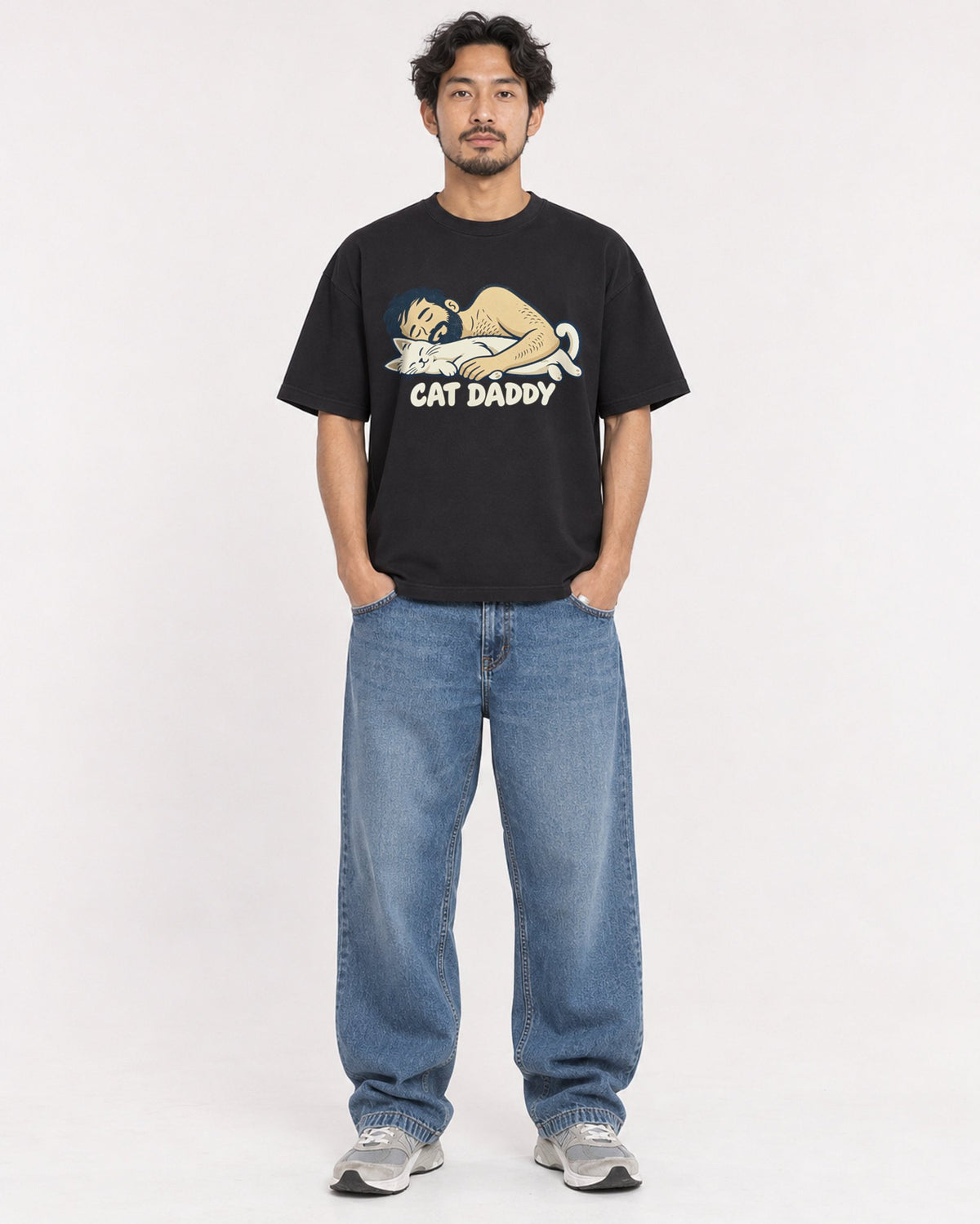 Mockup Boxy Heavyweight Tee Black male full-body 02