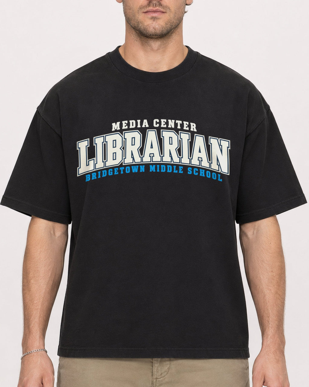 Mockup Boxy Heavyweight Tee Black male close-up 08