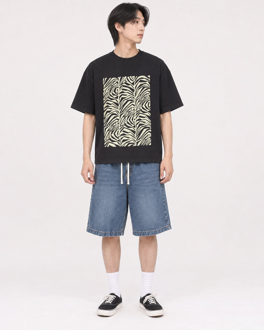 Mockup Boxy Heavyweight Tee Black male full-body 11