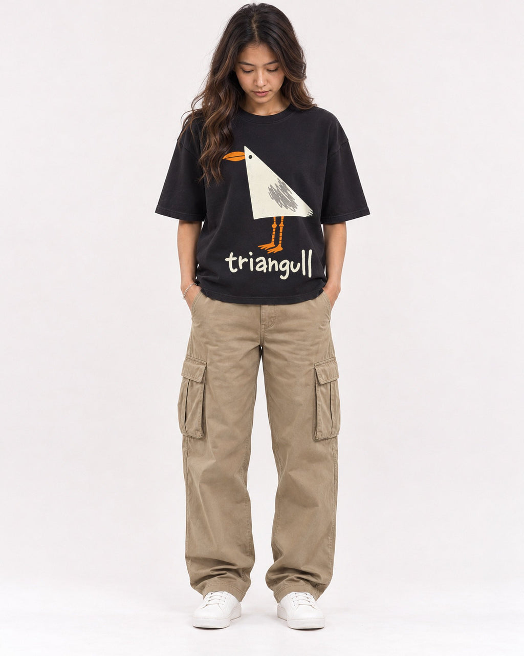 Mockup Boxy Heavyweight Tee Black female full-body 02