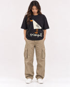 Mockup Boxy Heavyweight Tee Black female full-body 02