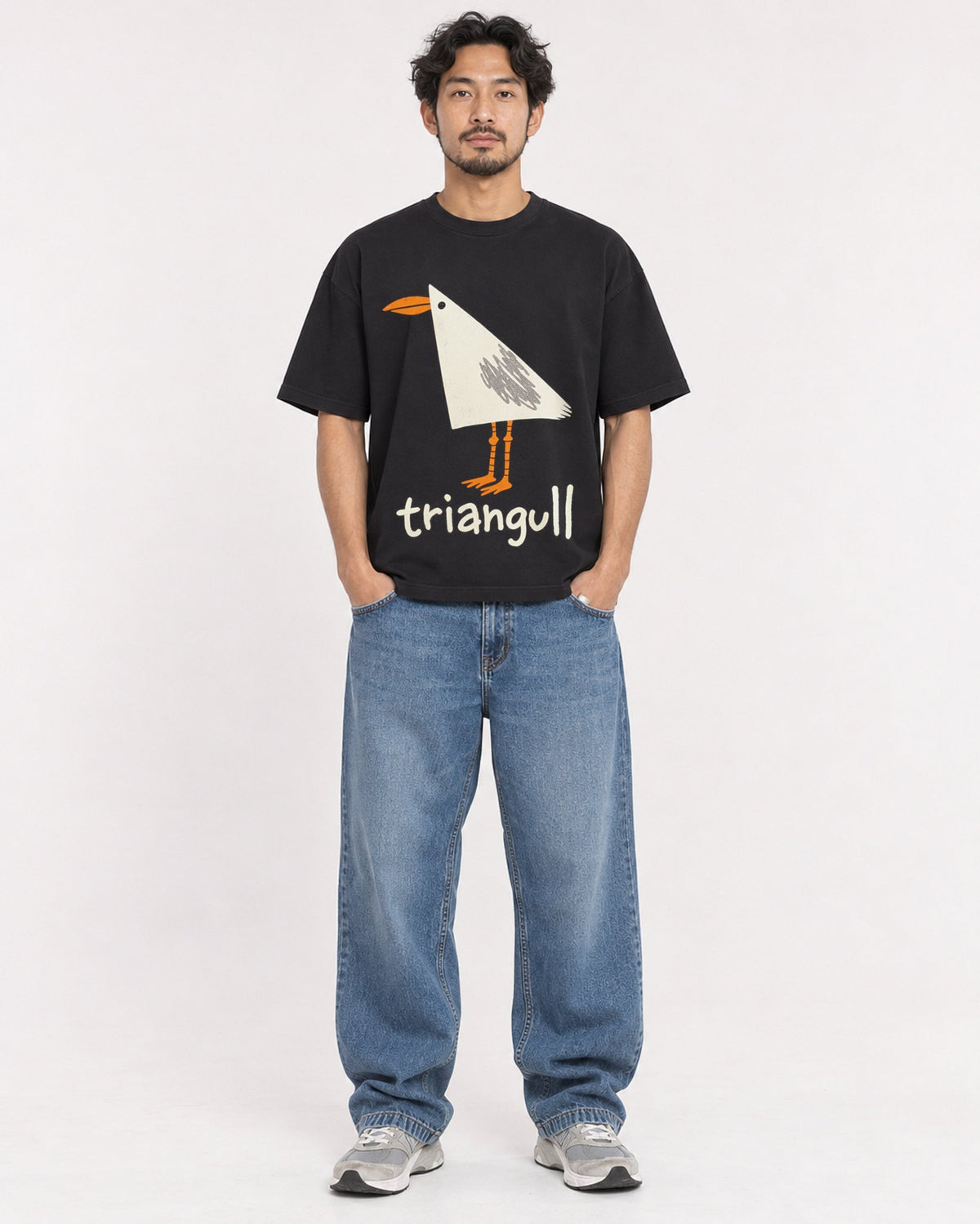 Mockup Boxy Heavyweight Tee Black male full-body 02