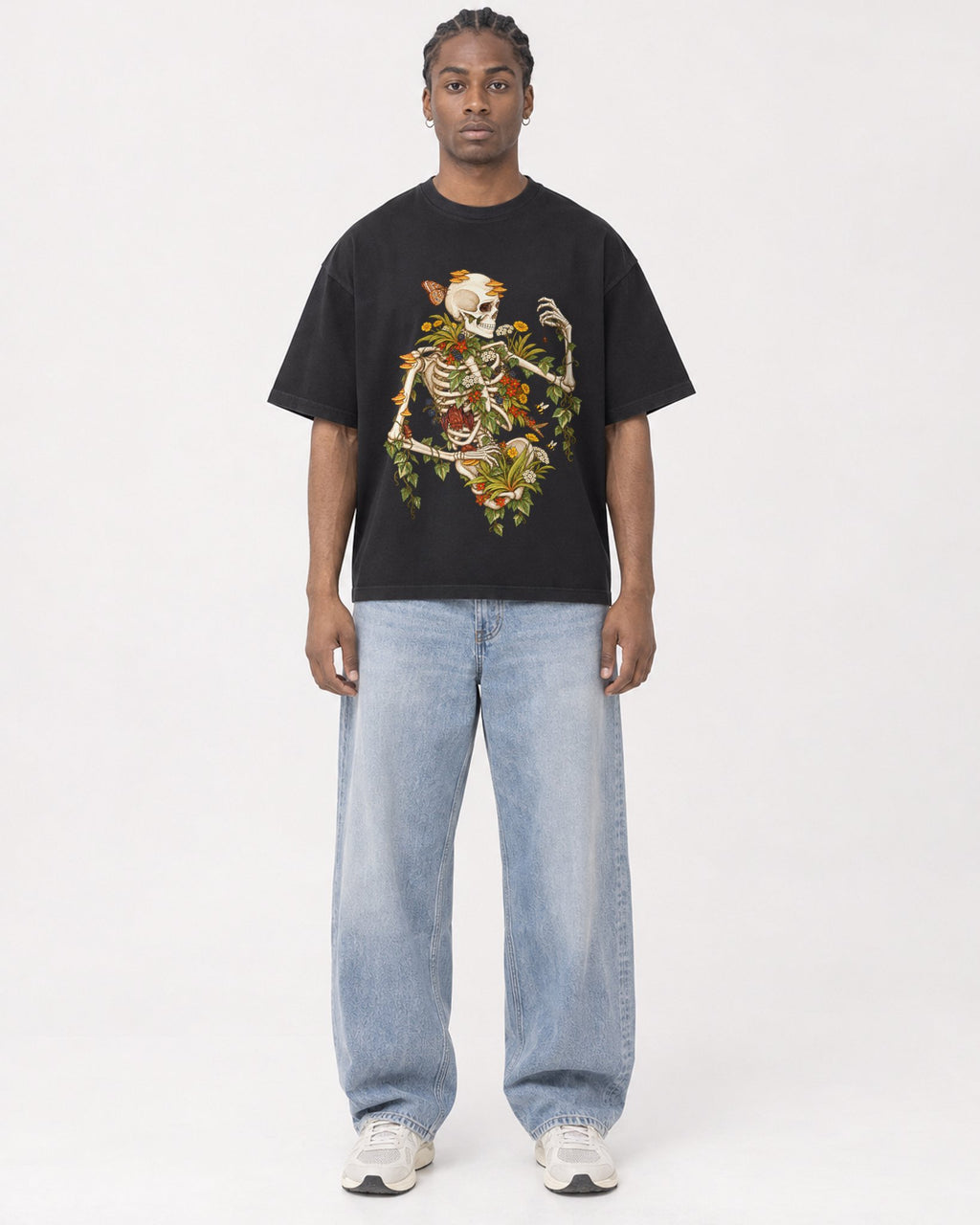 Mockup Boxy Heavyweight Tee Black male full-body 25